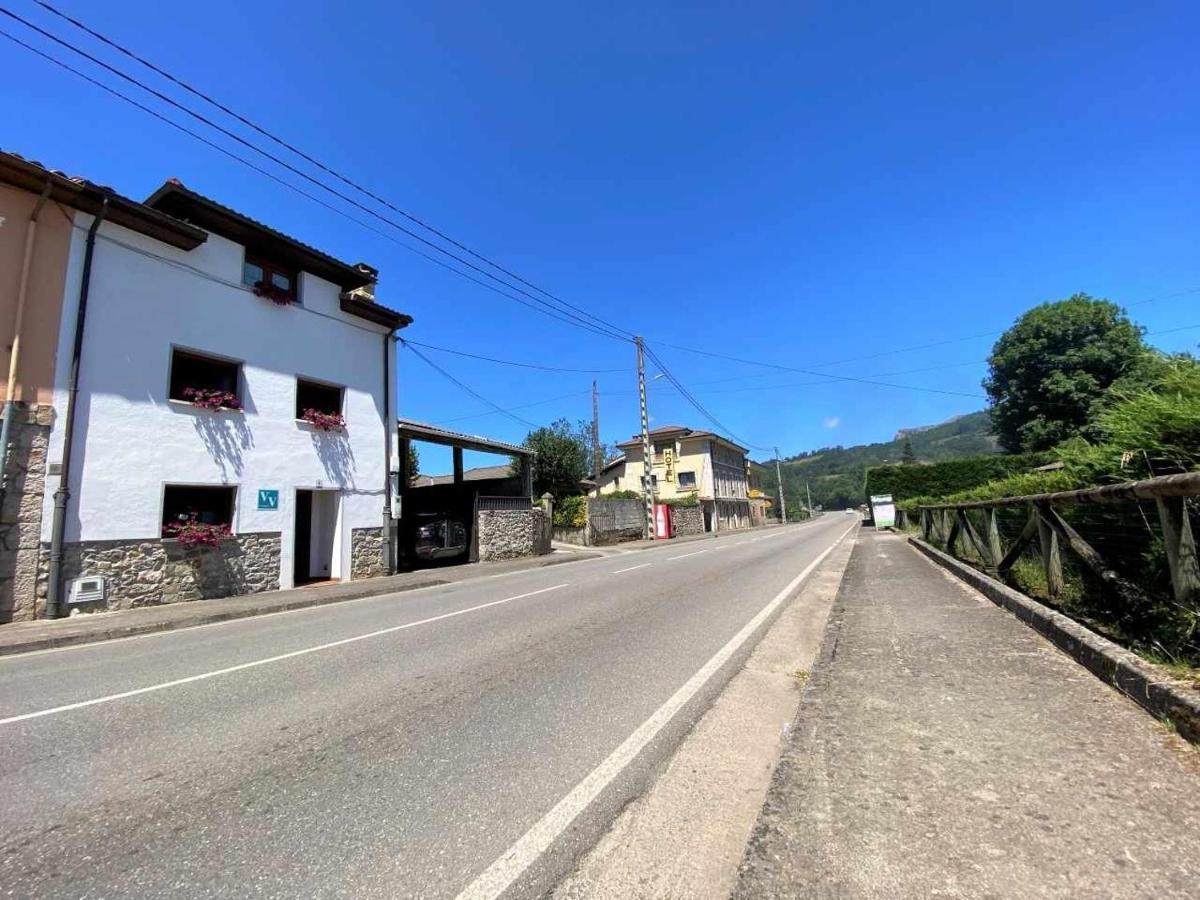 Casa Maribel Onís Buitenkant foto