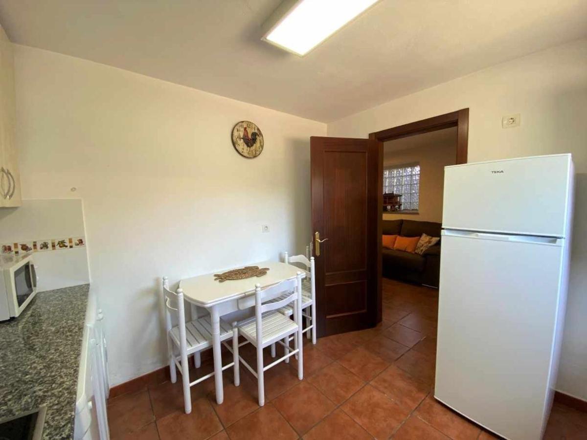 Casa Maribel Onís Buitenkant foto