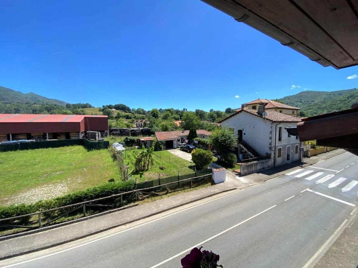 Casa Maribel Onís Buitenkant foto