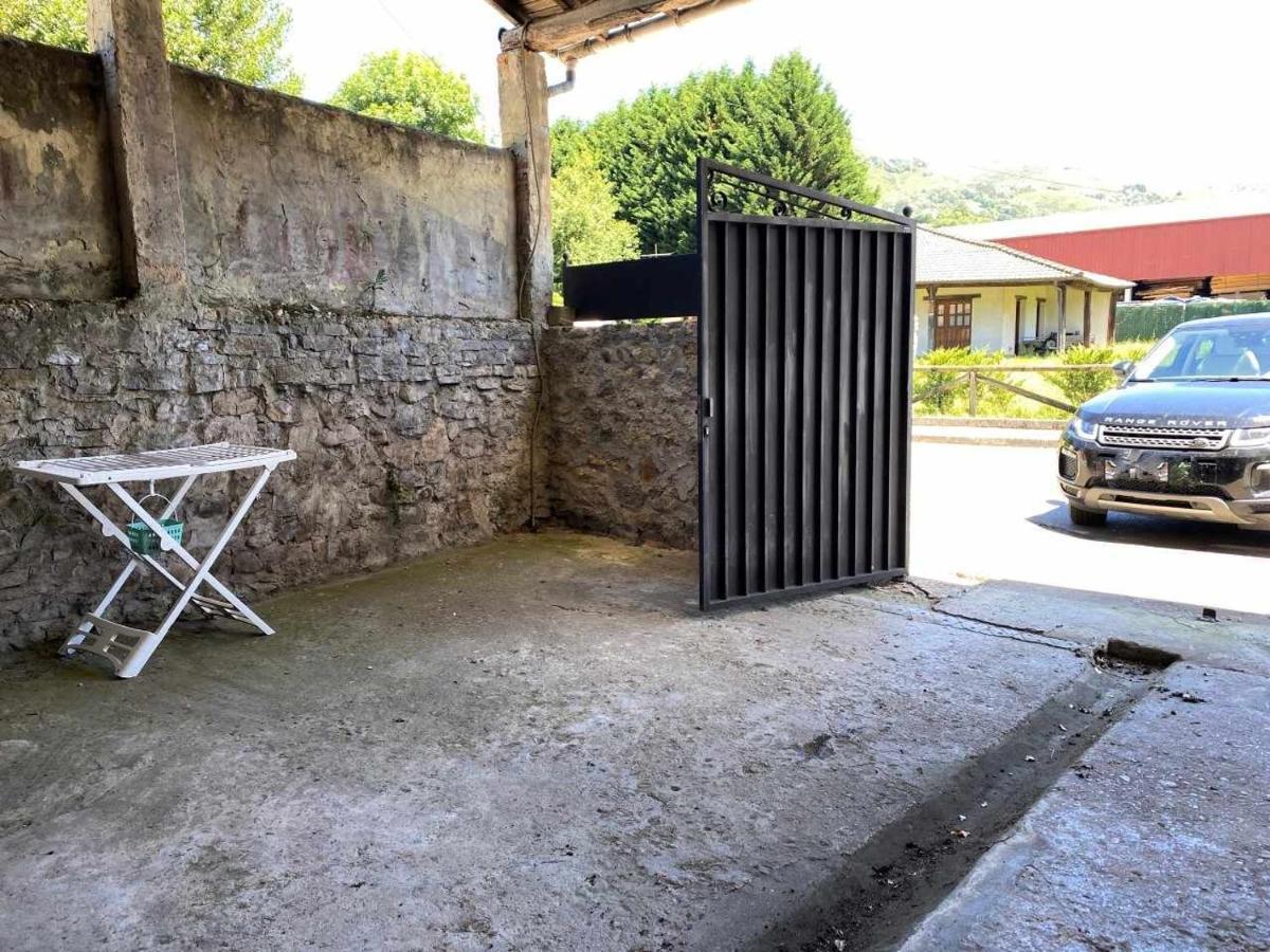 Casa Maribel Onís Buitenkant foto